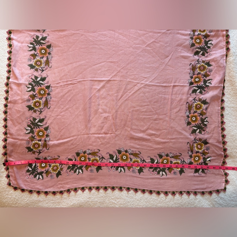 Vintage Turkish Cotton Oya Scarf, Pink Floral Print with Pink Green Lace Trim - Picture 10 of 11
